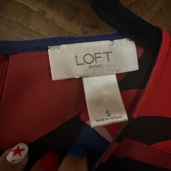 Red and blue long sleeve ruffled blouse from Loft size small - Picture 3 of 3